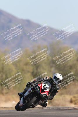 media/Oct-30-2025-Racers Edge (Thu) [[dabbdaf680]]/2-A Group/Session 5 (Turn 7)/